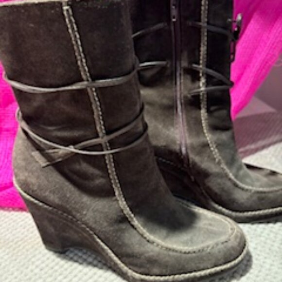 Franco Sarto wedge suede short boots - Picture 2 of 5